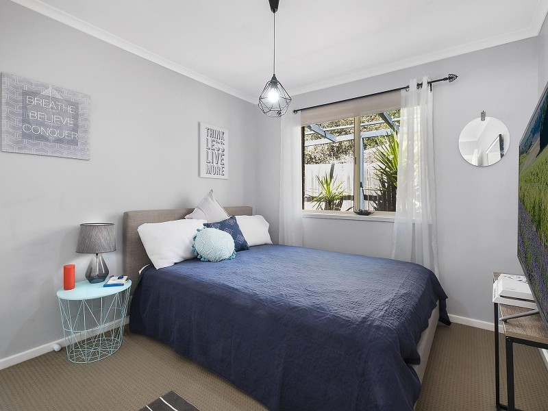 15 Bellchambers Crescent, Banks ACT 2906