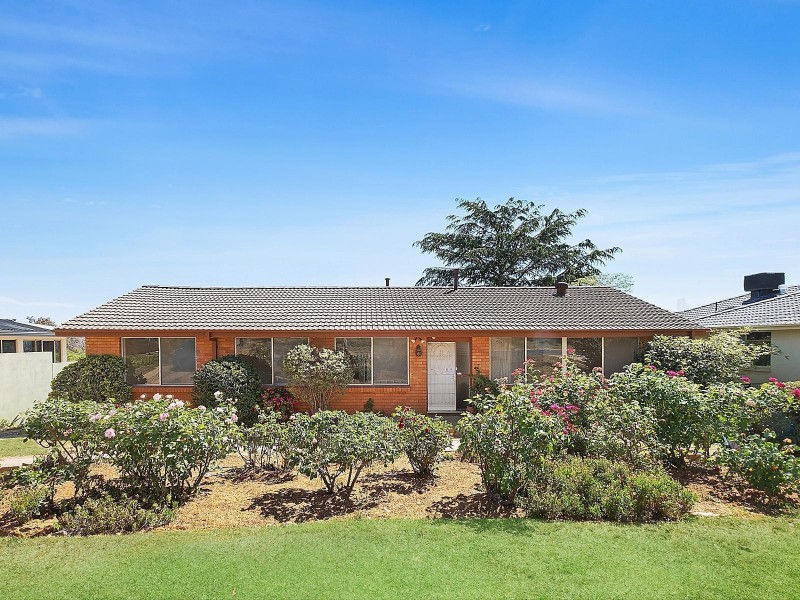 17 Flanagan Street, Garran ACT 2605