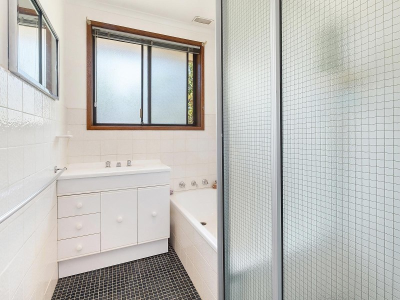 24 Fossey Street, Holder ACT 2611