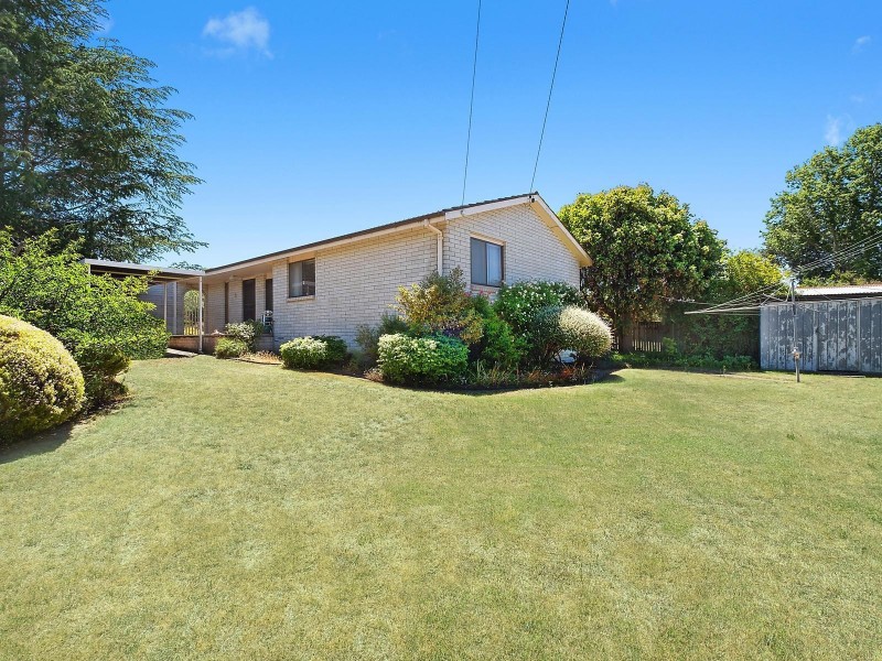 24 Fossey Street, Holder ACT 2611