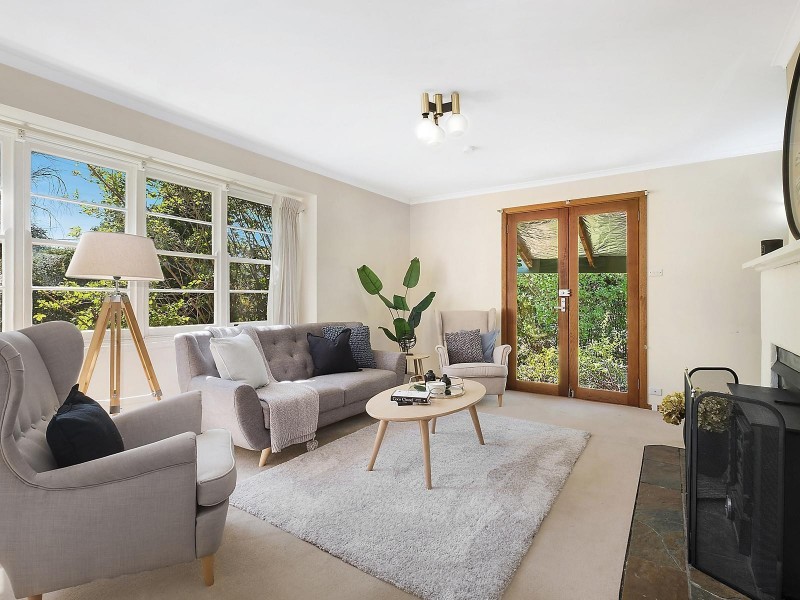 2 Barron Street, Deakin ACT 2600