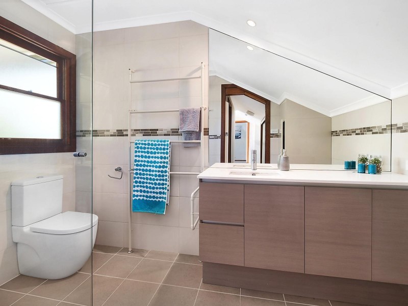 2 Barron Street, Deakin ACT 2600