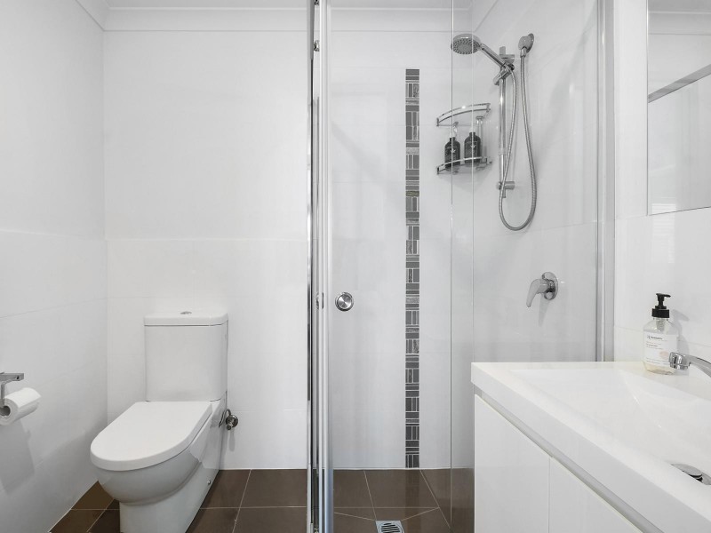 8/110 Henderson Road, Queanbeyan NSW 2620