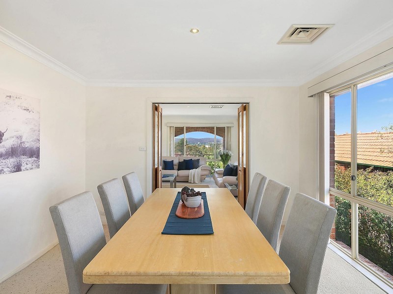 5 Hilton Close, Fadden ACT 2904