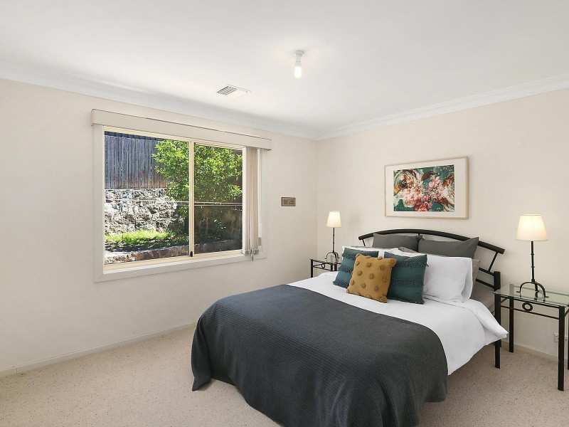 5 Hilton Close, Fadden ACT 2904