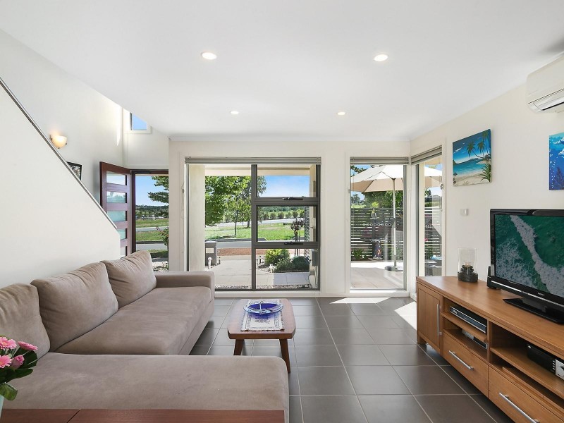 13 Peg Minty Crescent, Weston ACT 2611