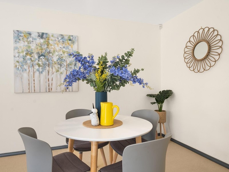 1 Bluestone Gardens, Jerrabomberra NSW 2619