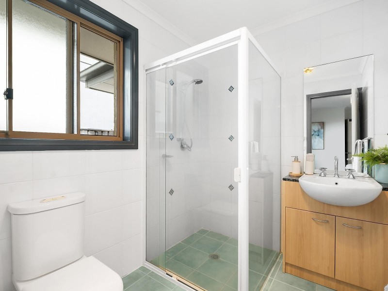 1 Bluestone Gardens, Jerrabomberra NSW 2619