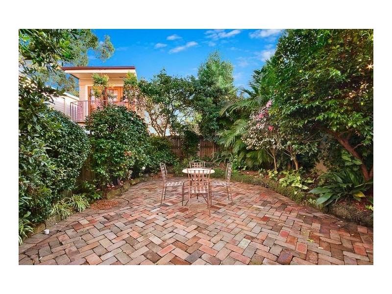 15 Adolphus Street, Balmain NSW 2041