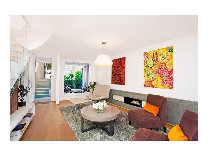 8 William Street, Balmain East NSW 2041