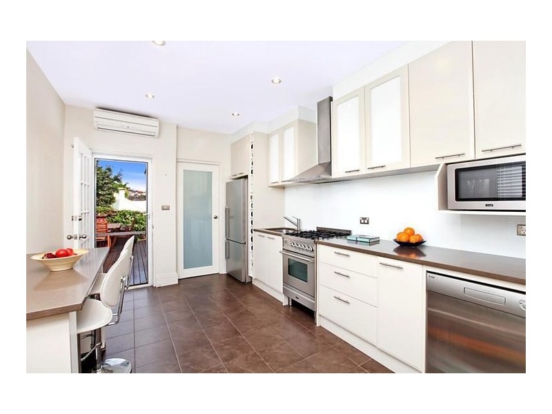 20 The Avenue, Balmain East NSW 2041