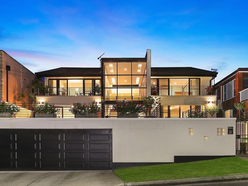 13 Tutt Crescent, Chiswick NSW 2046