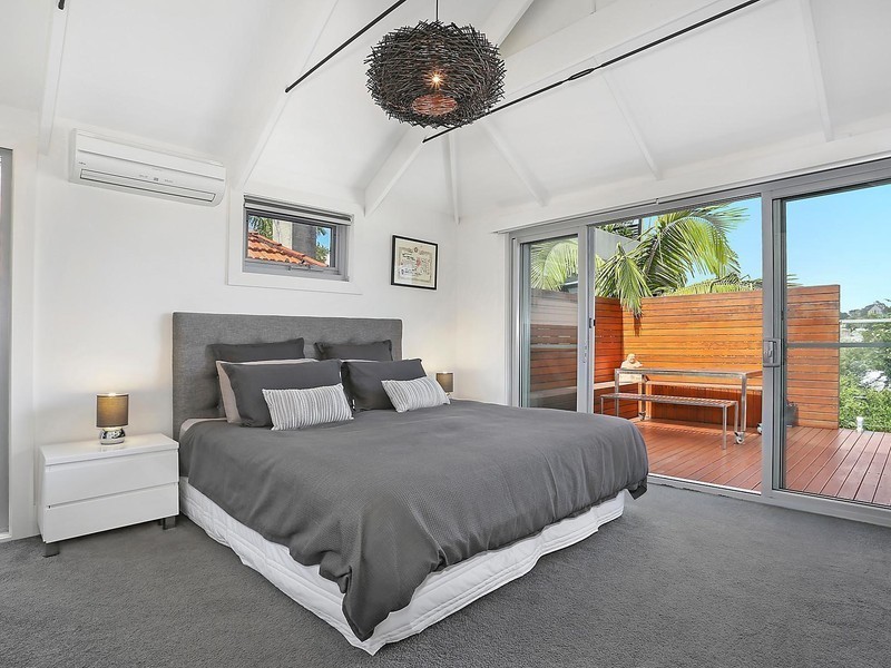 18 The Avenue, Balmain East NSW 2041