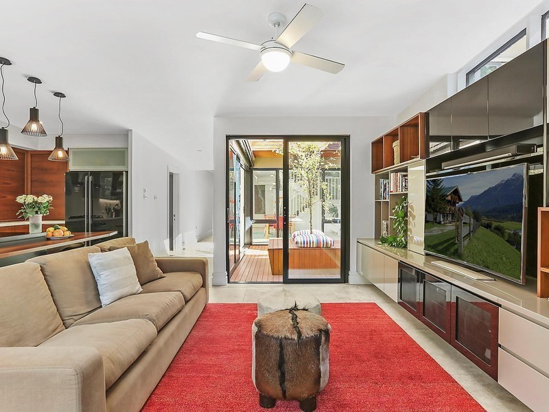 17 Duke Street, Balmain East NSW 2041