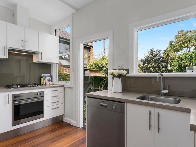 4 William Street, Balmain East NSW 2041