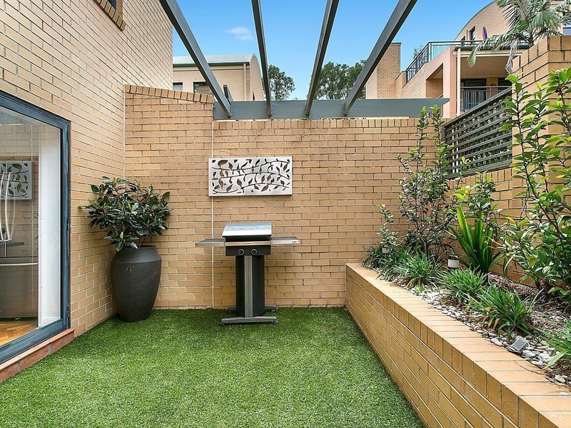 69/8 Water Street, Birchgrove NSW 2041