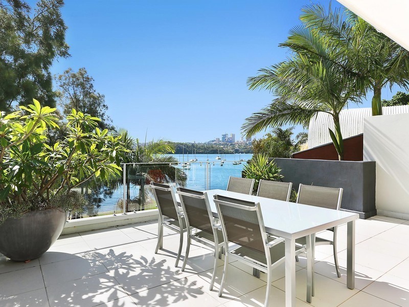 18 Hart Street, Balmain East NSW 2041