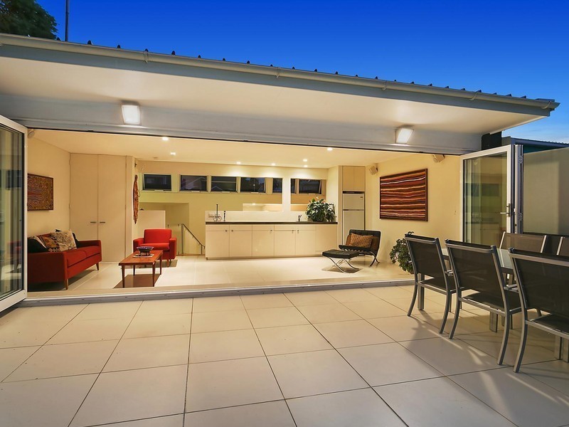 18 Hart Street, Balmain East NSW 2041