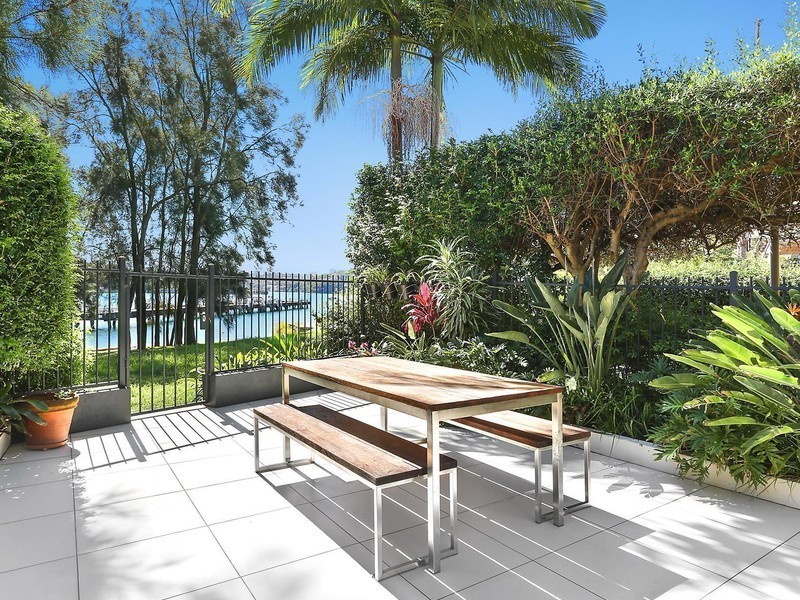 18 Hart Street, Balmain East NSW 2041