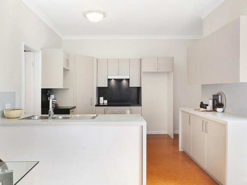 16 Callan Street, Rozelle NSW 2039