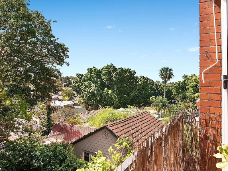 2/25 Foucart Street, Rozelle NSW 2039