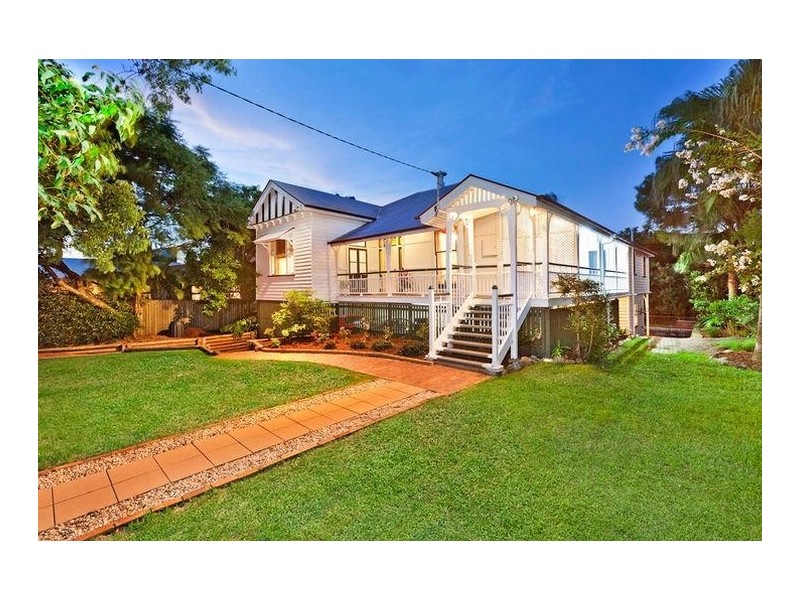 121 Waverley Road, Taringa QLD 4068