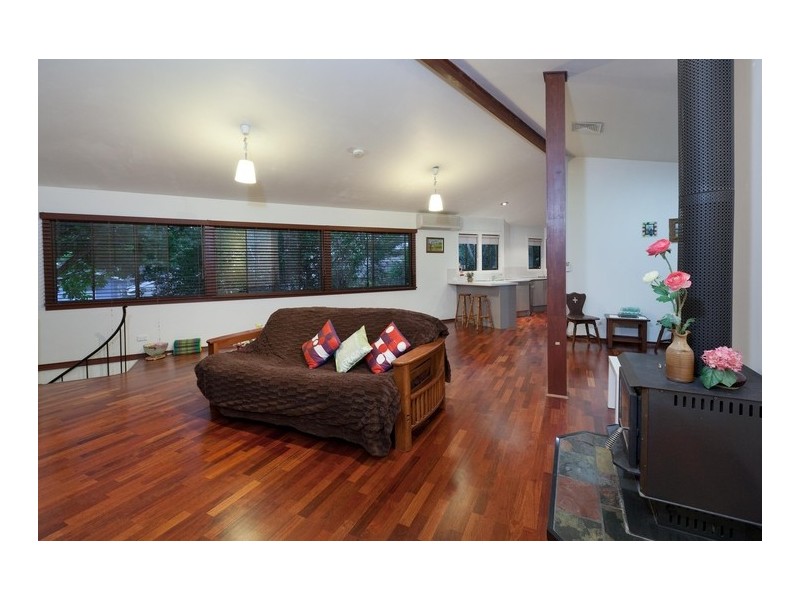 8 Dempster Street, Toowong QLD 4066