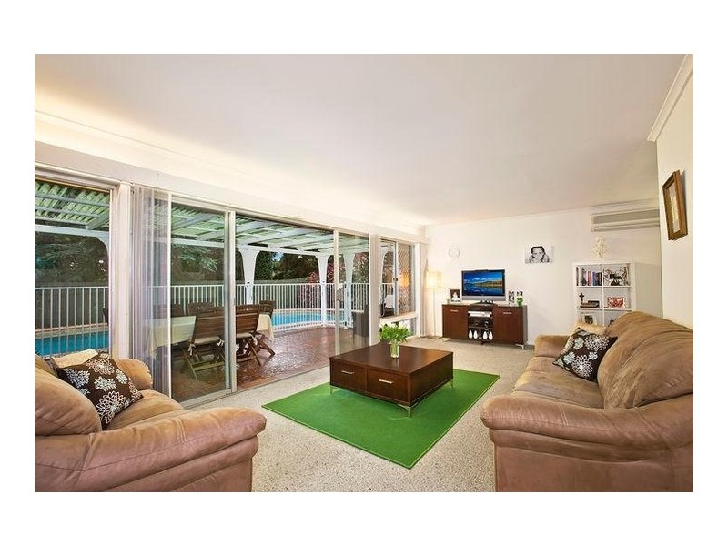 81 Kersley Road, Kenmore QLD 4069