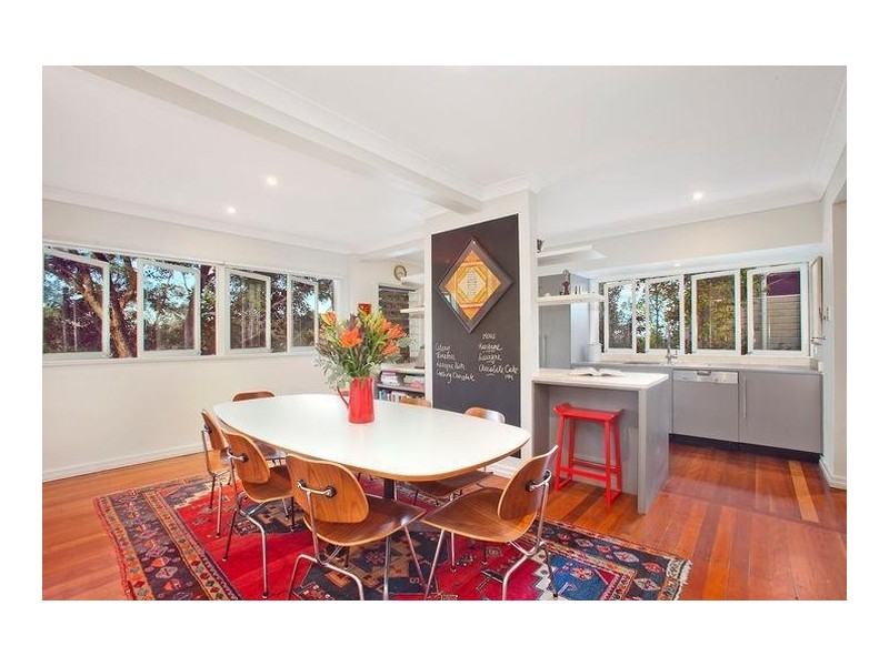 211 Taringa Parade, Taringa QLD 4068