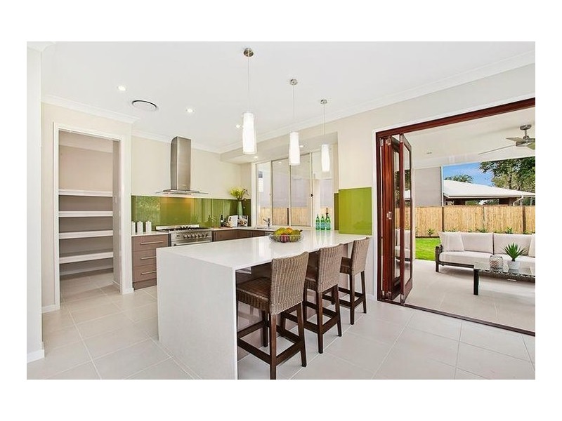 16 Lorikeet Close, Fig Tree Pocket QLD 4069