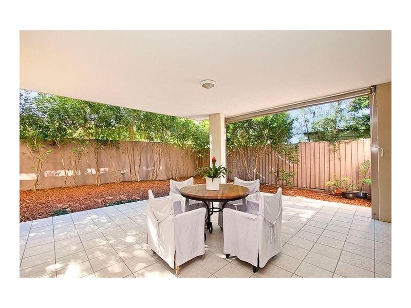 1/57 Swann Road, Taringa QLD 4068