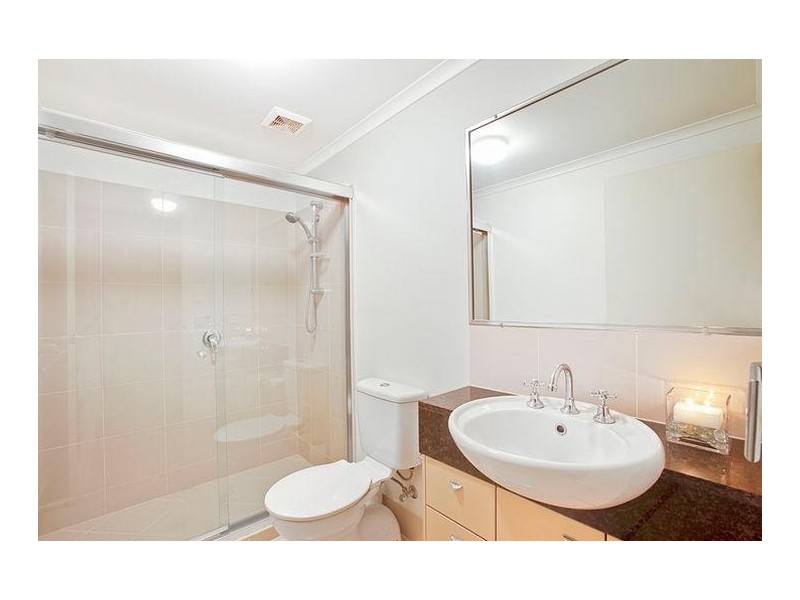 1/57 Swann Road, Taringa QLD 4068