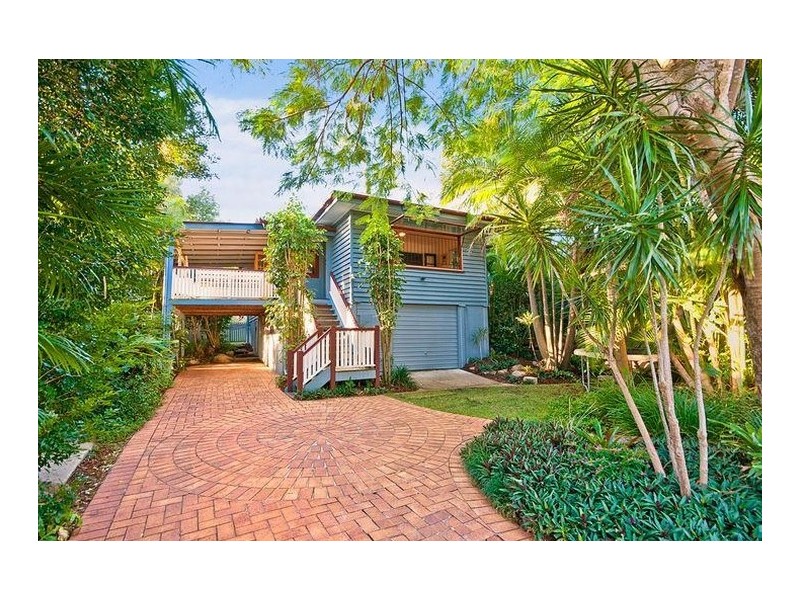 31 Ellen Street, Oxley QLD 4075