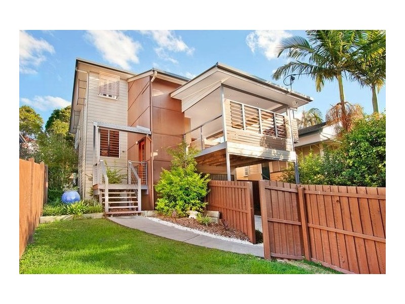 10 Cranmore Street, Red Hill QLD 4059