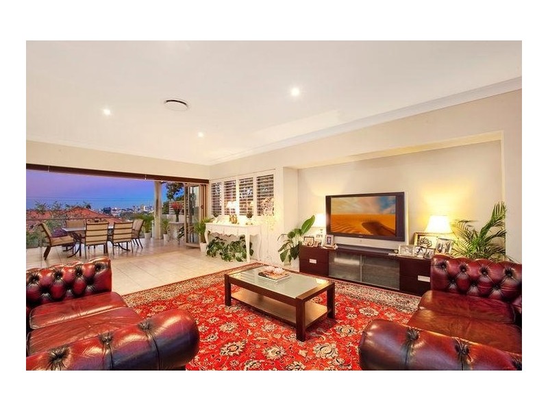 8/57 Swann Road, Taringa QLD 4068