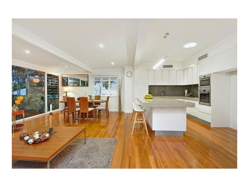 35 Barton Street, Bardon QLD 4065