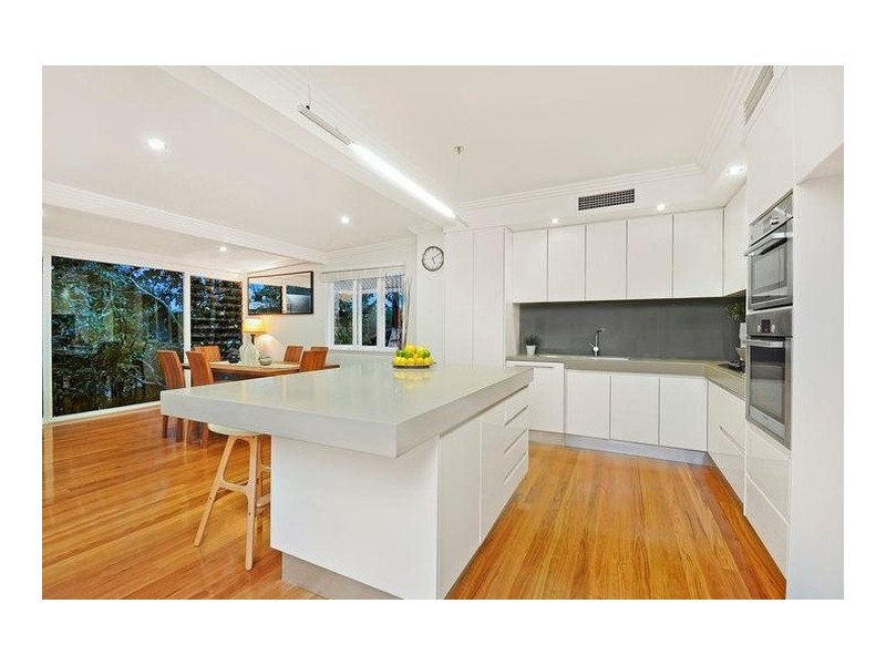 35 Barton Street, Bardon QLD 4065