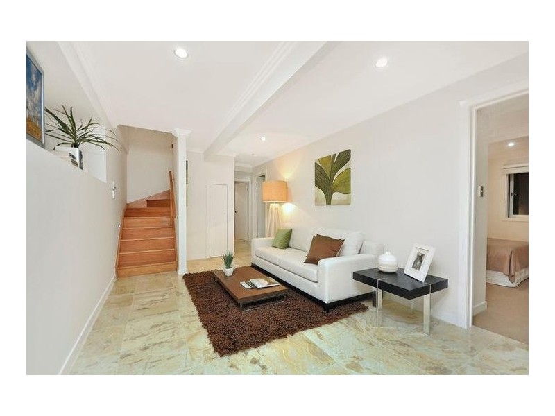 35 Barton Street, Bardon QLD 4065