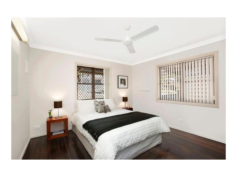 29 Montrose Road, Taringa QLD 4068