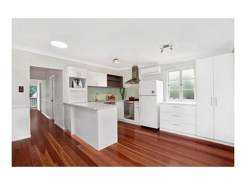 30 Federal Street, Red Hill QLD 4059