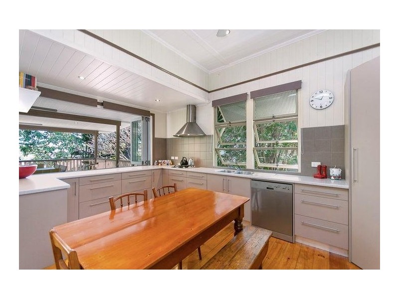 17 Cavan Street, Annerley QLD 4103