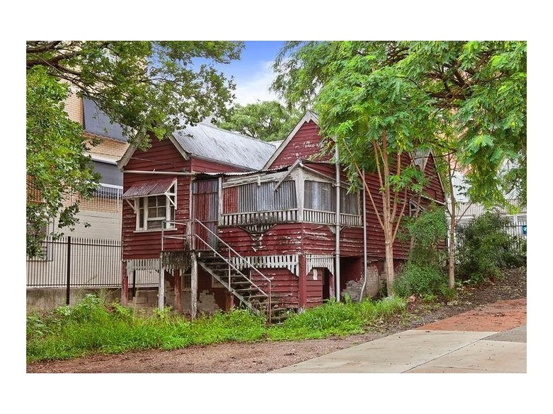 584 Boundary Street, Spring Hill QLD 4000
