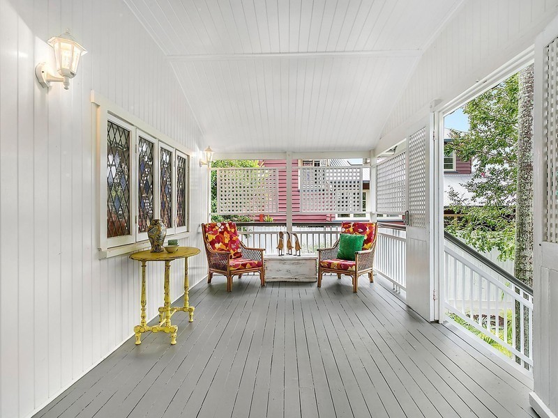 34 Ward Street, Indooroopilly QLD 4068