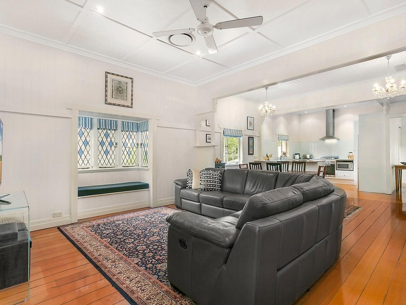 34 Ward Street, Indooroopilly QLD 4068