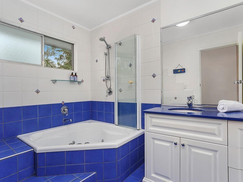 12 Marland Street, Kenmore QLD 4069