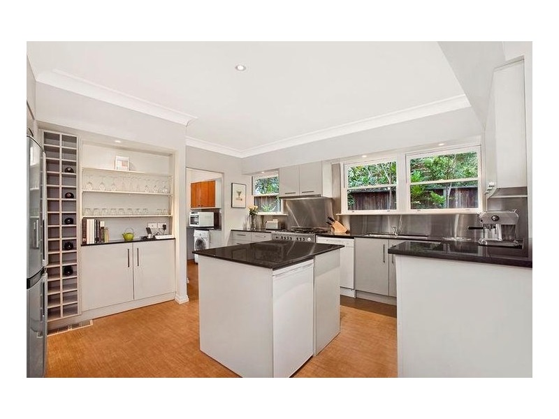 7 Herbert Street, Toowong QLD 4066