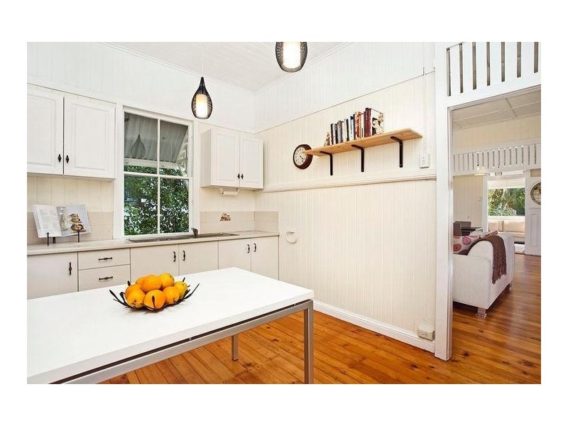 6 Orchard Street, Toowong QLD 4066