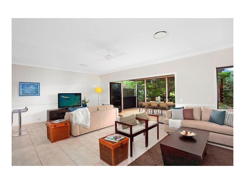 137 Waverley Road, Taringa QLD 4068
