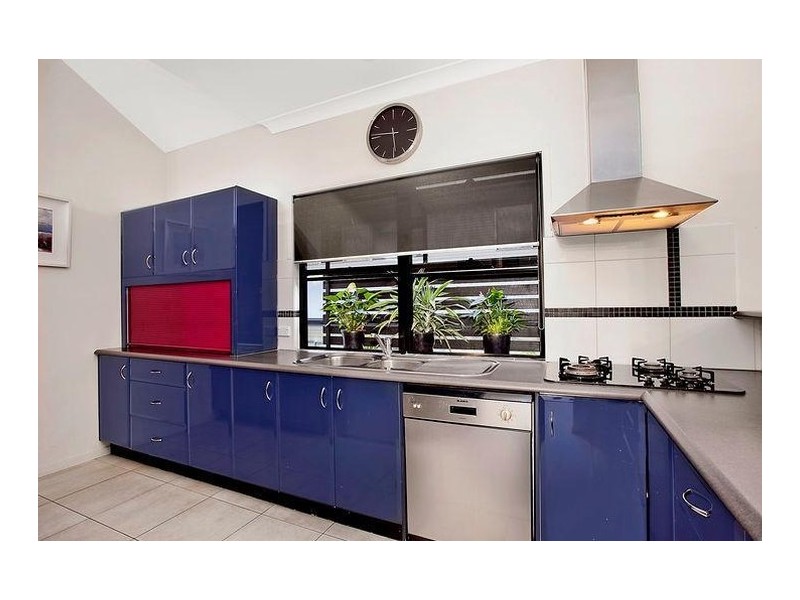 137 Waverley Road, Taringa QLD 4068