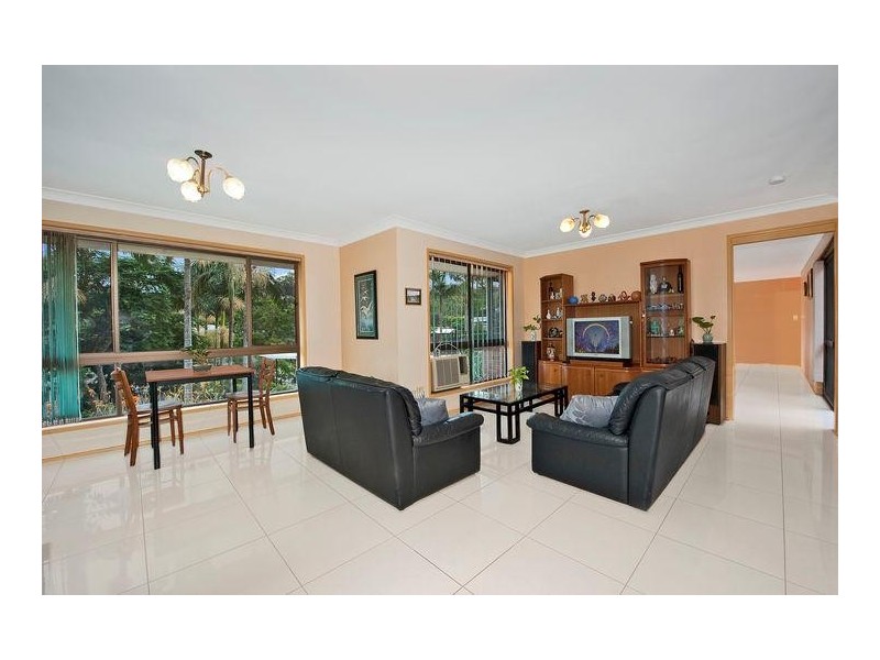 75 Carinya Street, Indooroopilly QLD 4068
